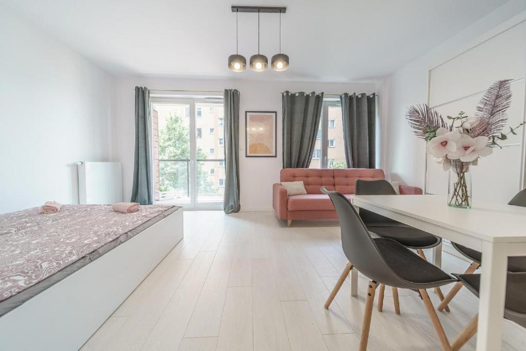 ורשה Oxygen Wronia - Browary Warszawskie - P&O Serviced Apartments מראה חיצוני תמונה